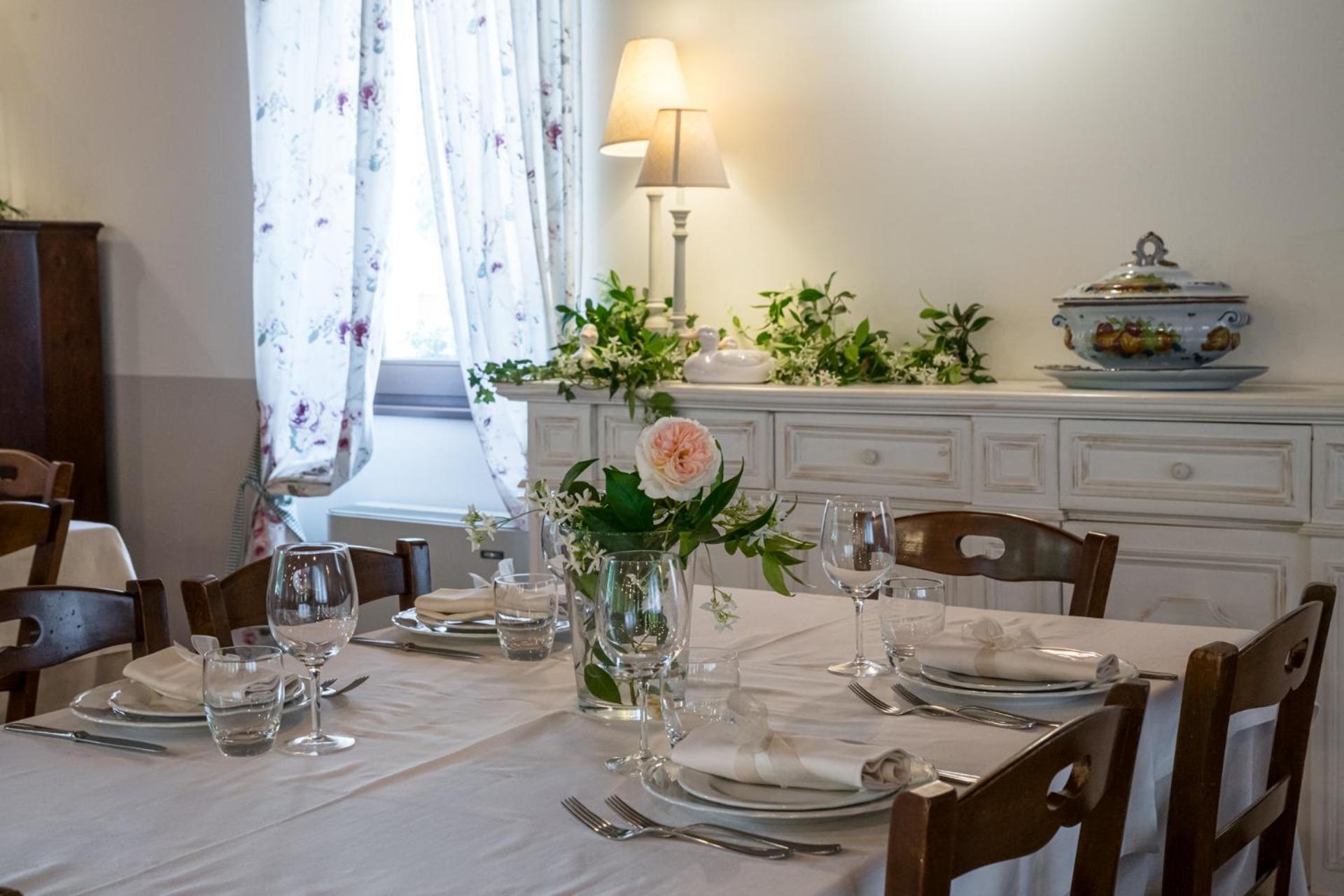 Agriturismo Corte Morandini Валеджо-суль-Минчо Экстерьер фото
